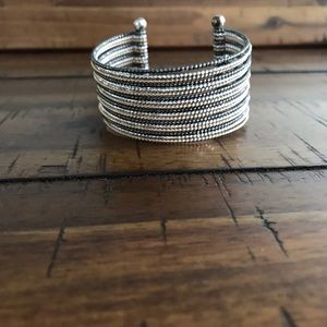 Premier Designs bangle 🎉 final price